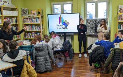 La 5°B della scuola Pio di Meo  in biblioteca!